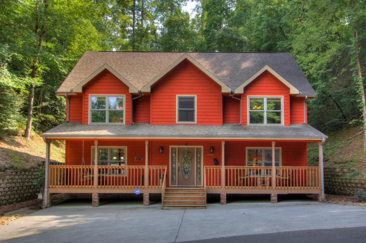 Gorgeous "Country Roads" By Honeybearcabins 4Br 4Ba, Next To Pool, Easy Drive, Main Strip Location! ピジョンフォージ エクステリア 写真