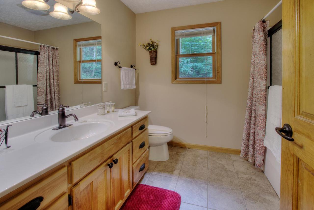 Gorgeous "Country Roads" By Honeybearcabins 4Br 4Ba, Next To Pool, Easy Drive, Main Strip Location! ピジョンフォージ エクステリア 写真