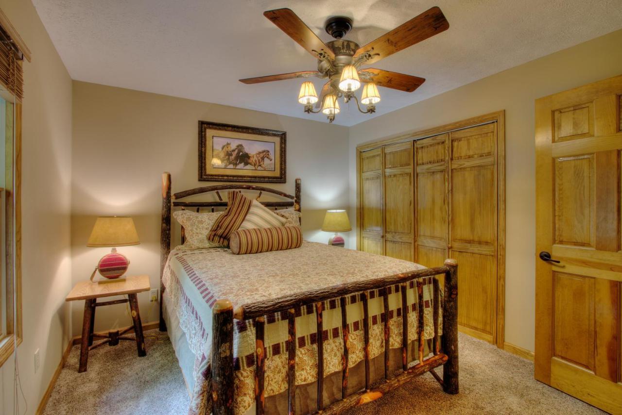Gorgeous "Country Roads" By Honeybearcabins 4Br 4Ba, Next To Pool, Easy Drive, Main Strip Location! ピジョンフォージ エクステリア 写真