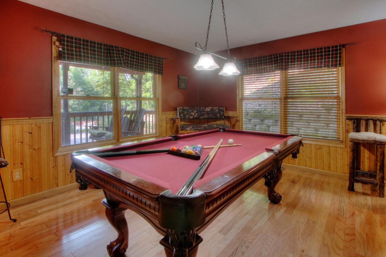 Gorgeous "Country Roads" By Honeybearcabins 4Br 4Ba, Next To Pool, Easy Drive, Main Strip Location! ピジョンフォージ エクステリア 写真