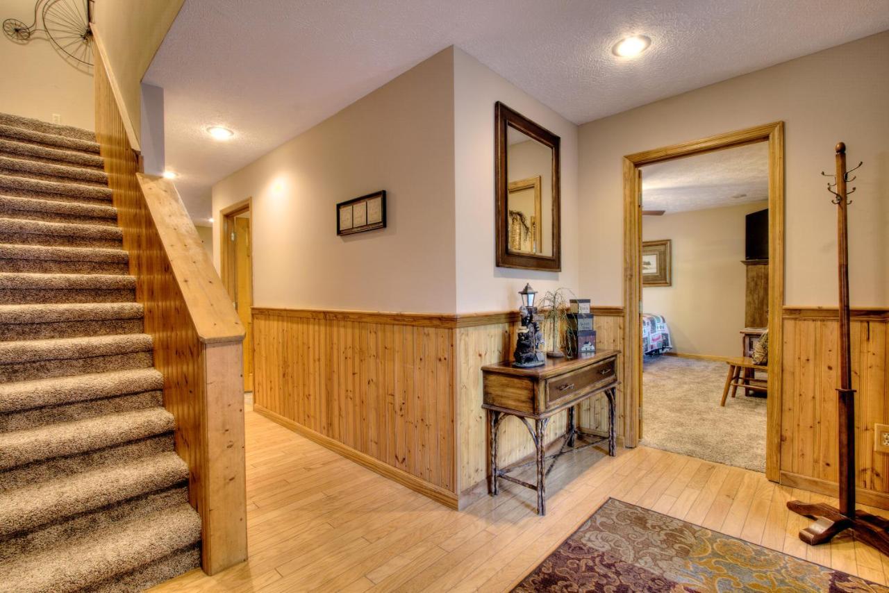 Gorgeous "Country Roads" By Honeybearcabins 4Br 4Ba, Next To Pool, Easy Drive, Main Strip Location! ピジョンフォージ エクステリア 写真